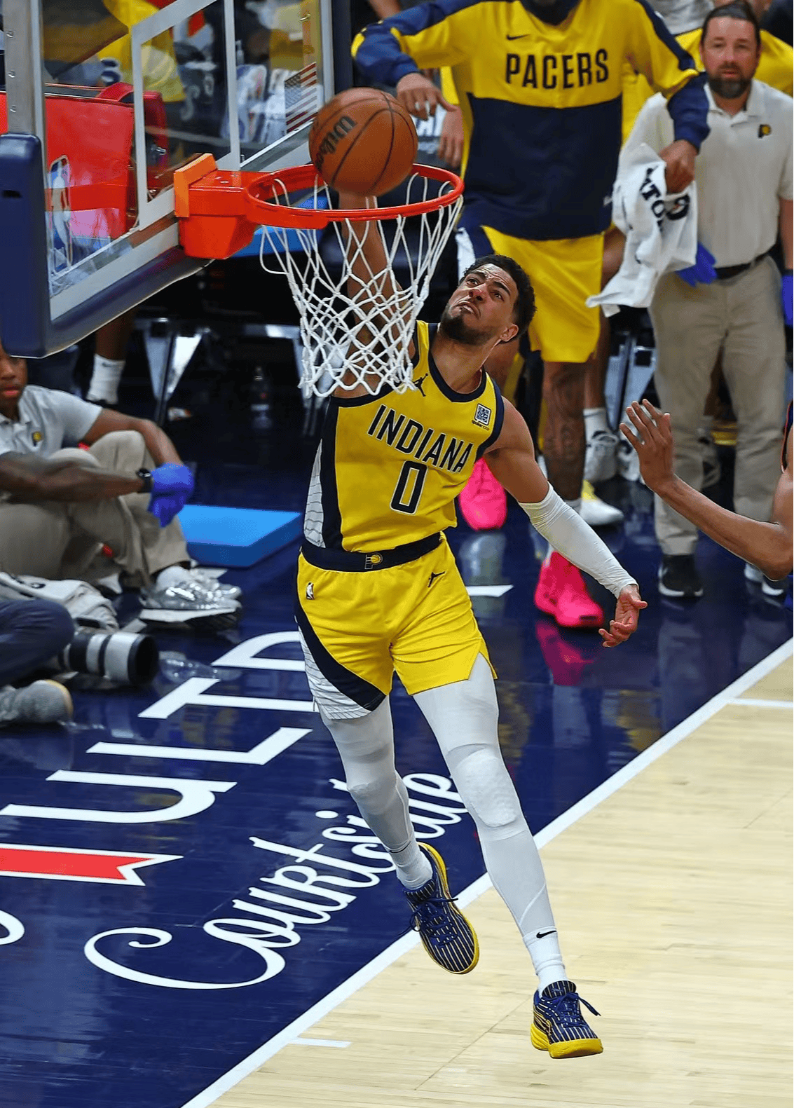 西亚卡姆遭遇三持续失利，FPX教练压力巨大！