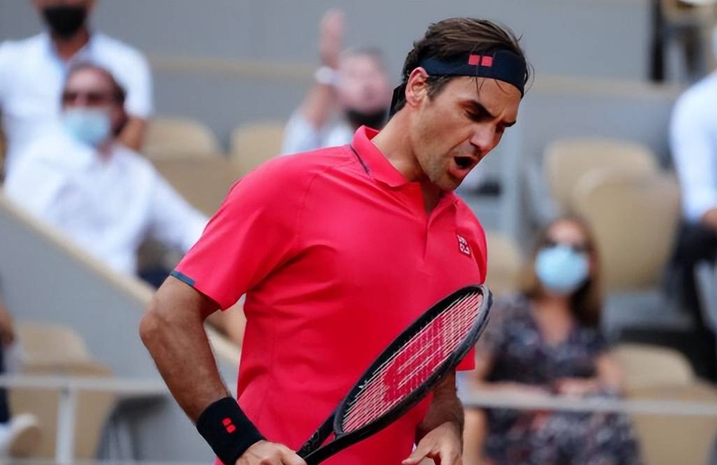 开云体育包含费德勒意外战胜美国队，表现优异引爆全场！赢得满堂喝彩的词条